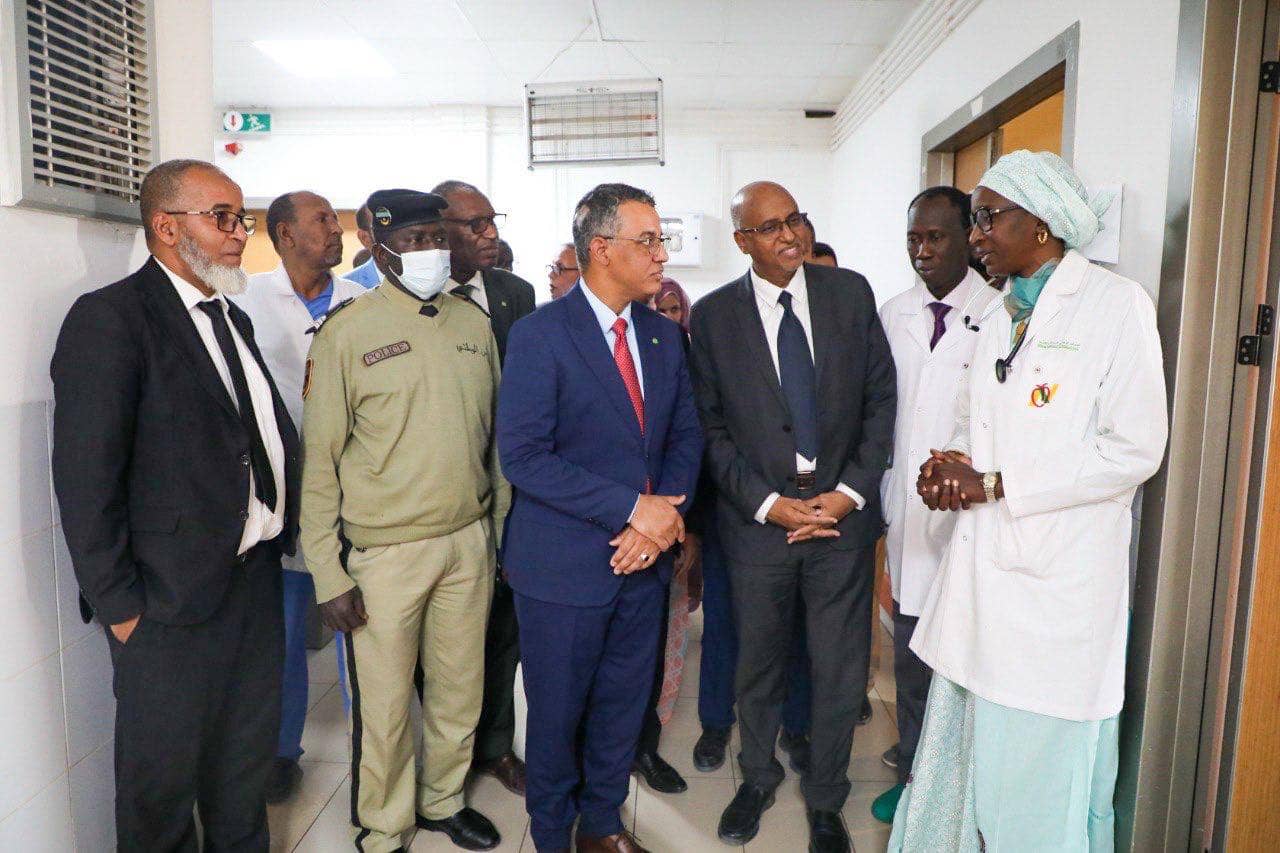 وزير الصحة يؤدي زيارة تفقد واطلاع للمركز الوطني لأمراض القلب