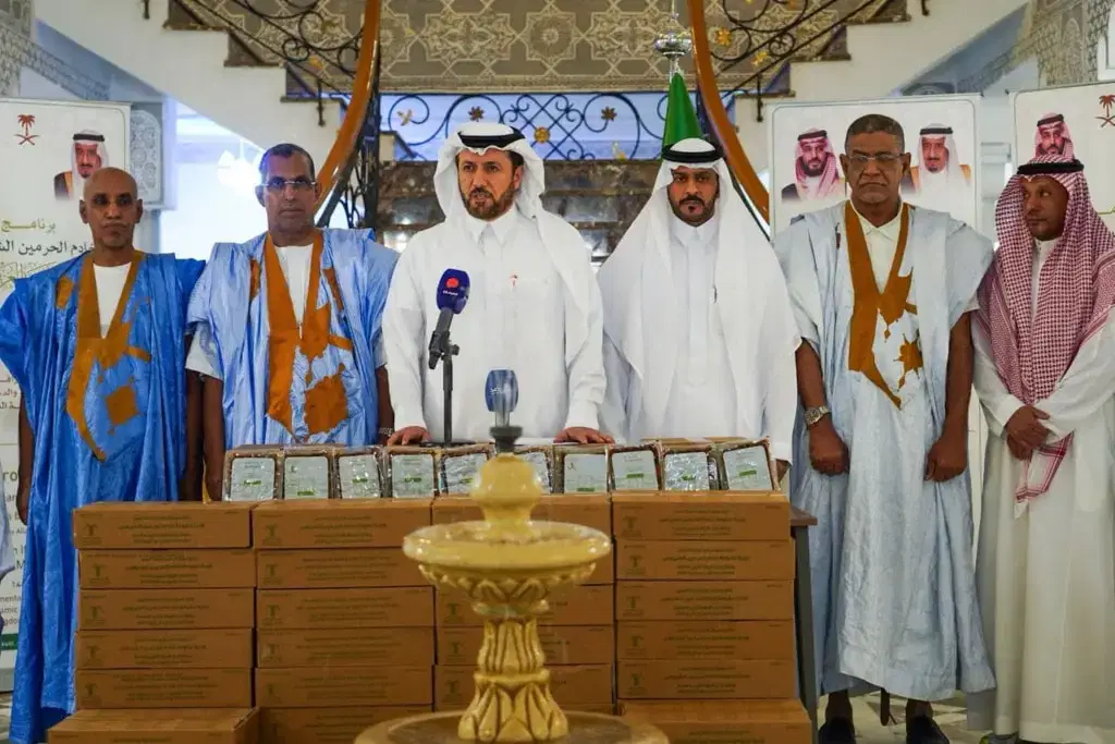 نواكشوط.. سفارة السعودية توزع كميات من التمور على أكثر من 100 ألف مستفيد