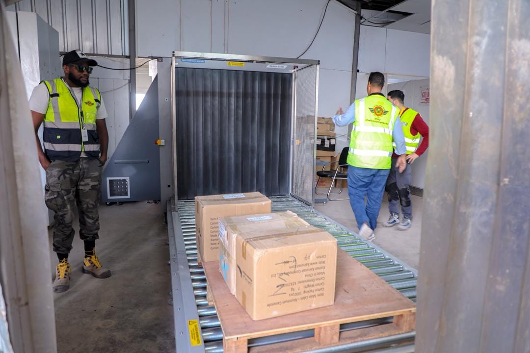 وكالة الطيران المدني تدعم المنظومة الأمنية لمطار نواكشوط الدولي بأجهزة فحص بالأشعة السينية