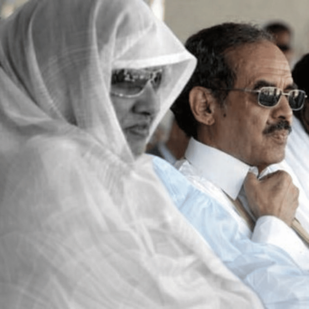 أسرتا أهل الطايع وأهل أحمد الطلبة تشكران المعزين في وفاة حرم الرئيس الأسبق معاوية ولد الطايع