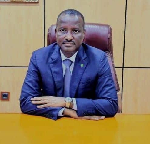 وزير العدل يعود إلى نواكشوط بعد مشاركته في مؤتمر دولي بداكار