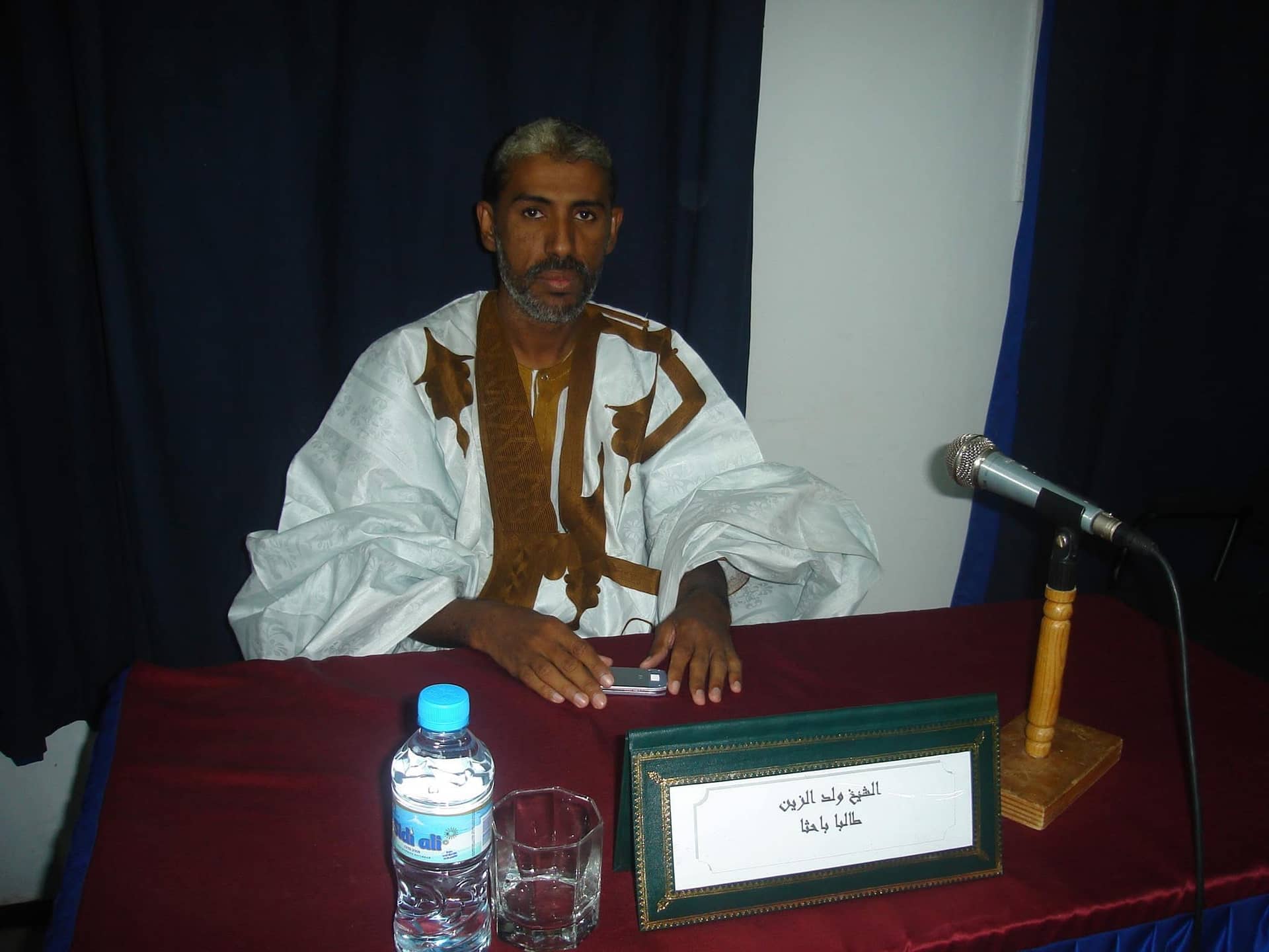 الشيخ ولد الزين: التظاهر دون ترخيص يفتح باب الفتنة ولا يستند لمسوغ شرعي