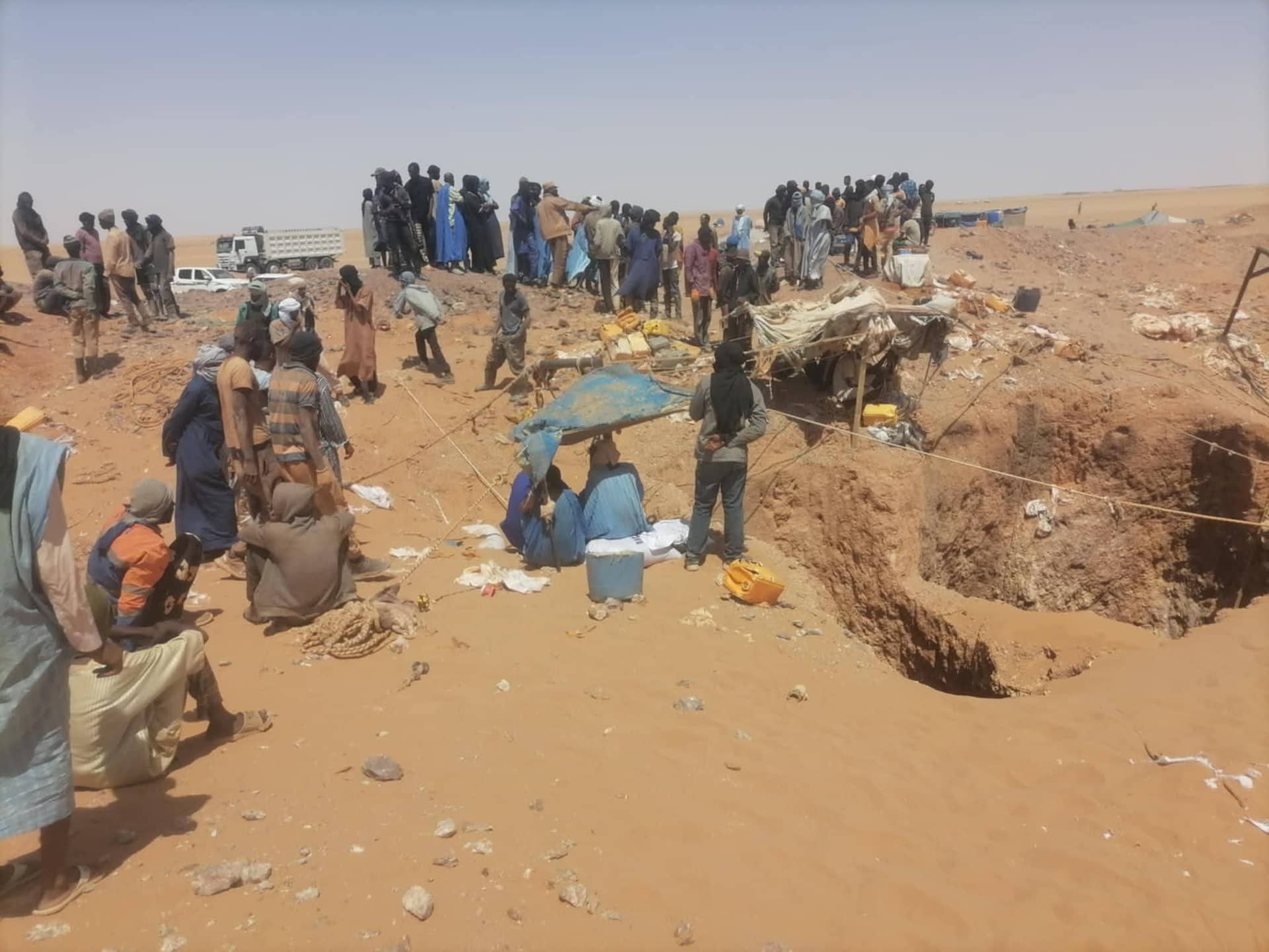 انتشال جثامين 4 منقبين بعد 34 ساعة من اختناقهم داخل بئر في تيرس زمور